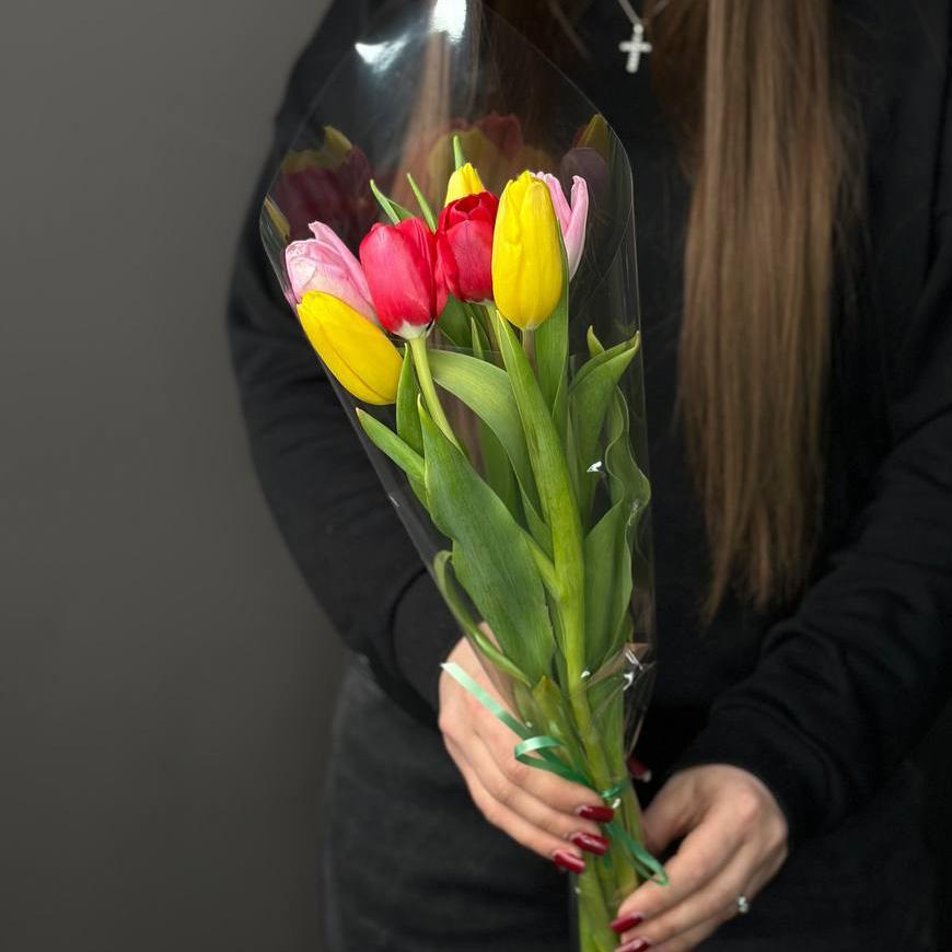 Букет 7 тюльпанов