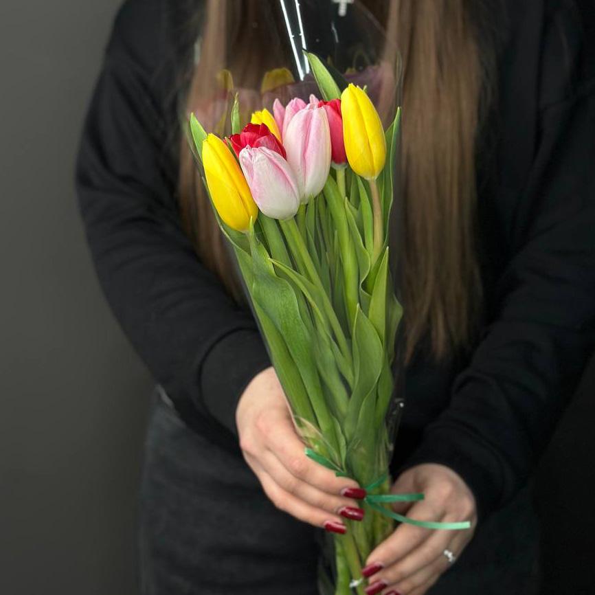 Букет 9 тюльпанов