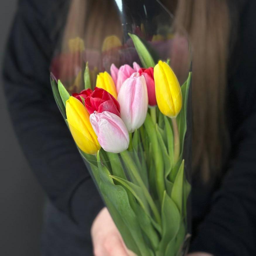 Букет 9 тюльпанов