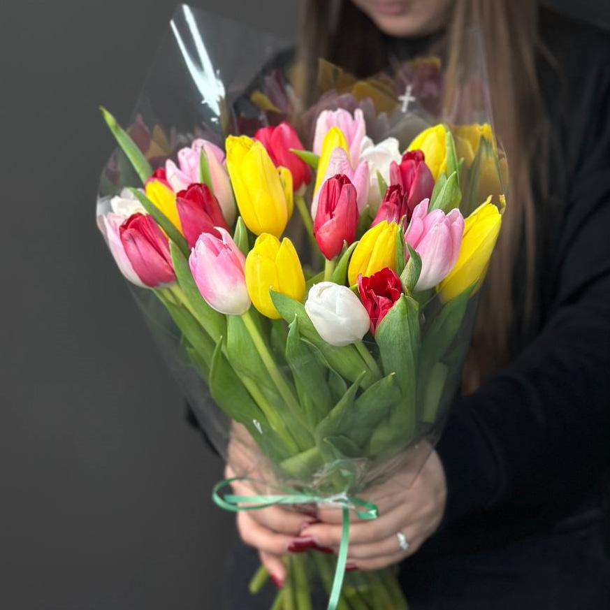 Букет 25 тюльпанов
