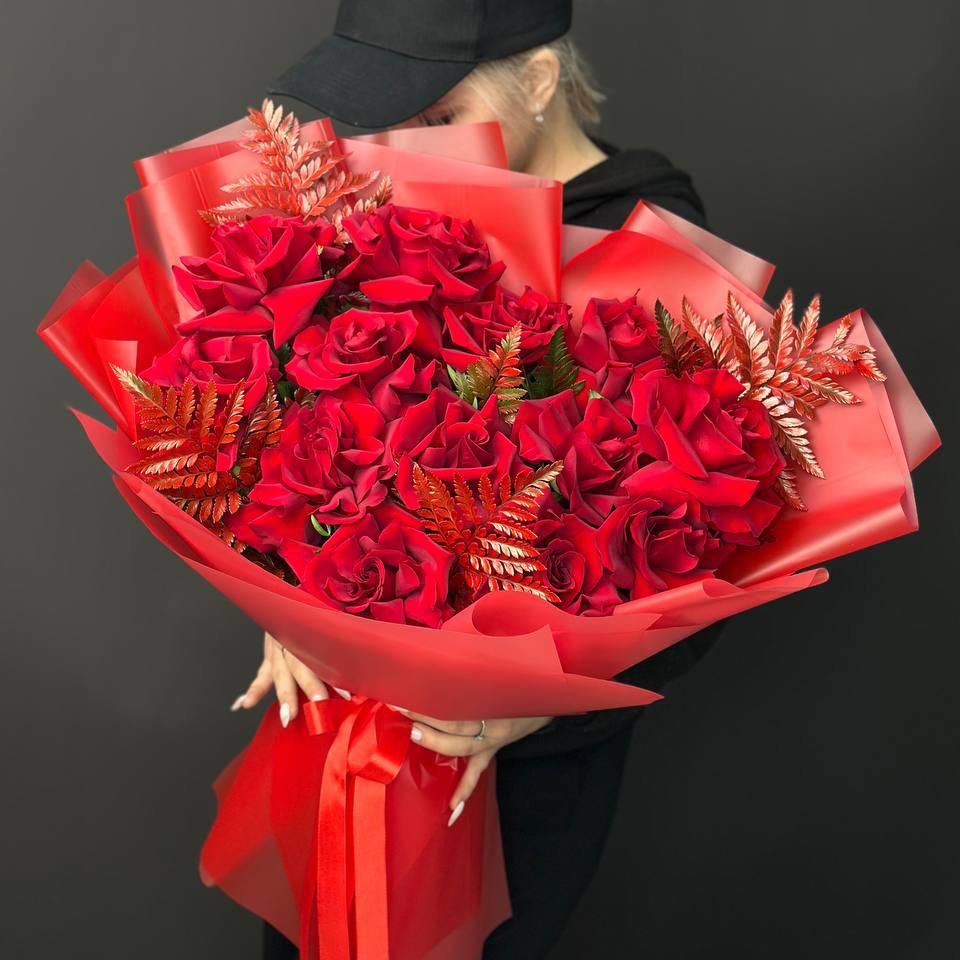 Букет французских роз с фисташкой