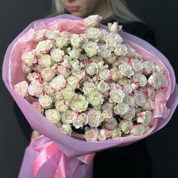 Букет из 25 кустовых роз
