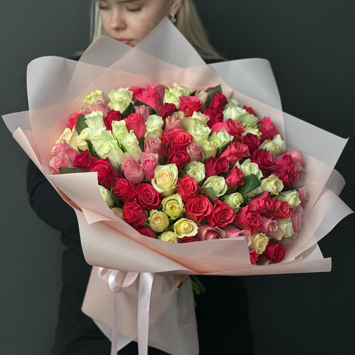 Букет из 101 розы микс