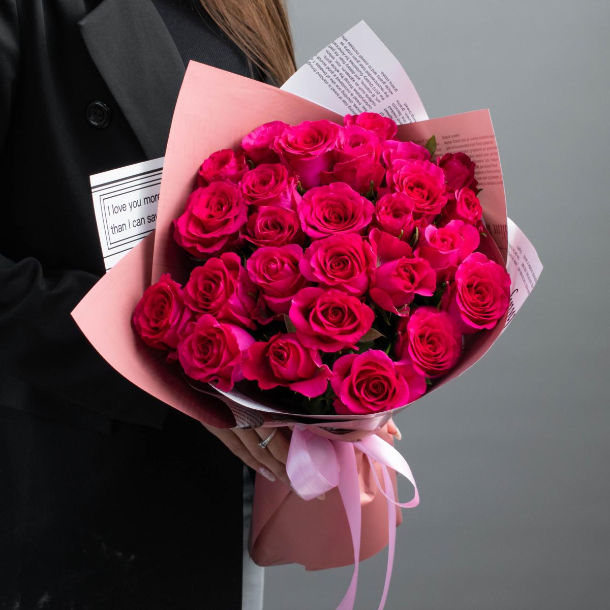 25 розовых роз с доставкой