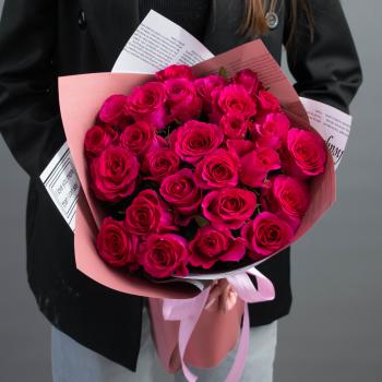 25 розовых роз с доставкой