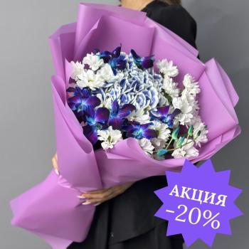 Ромашки с гортензией и орхидеями