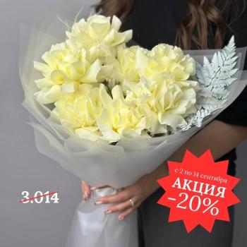 7 белых французских роз