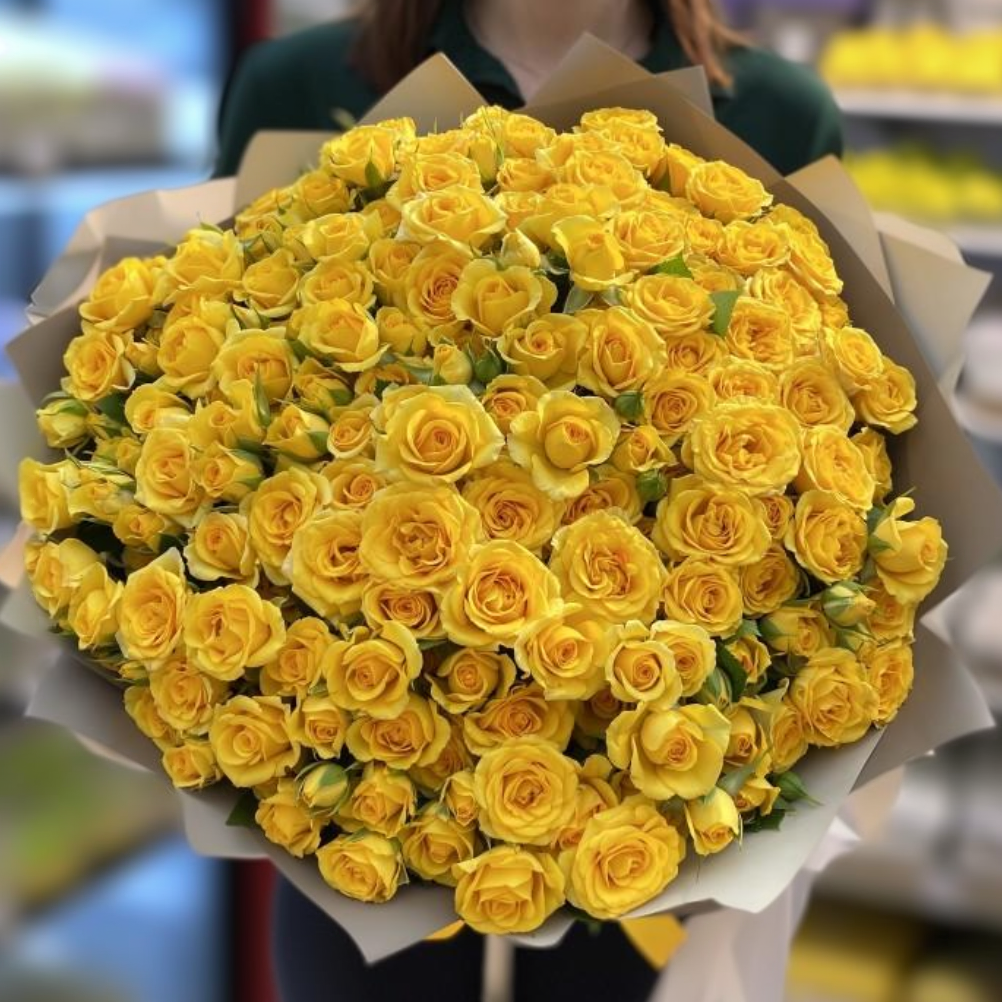 21 кустовая жёлтая роза