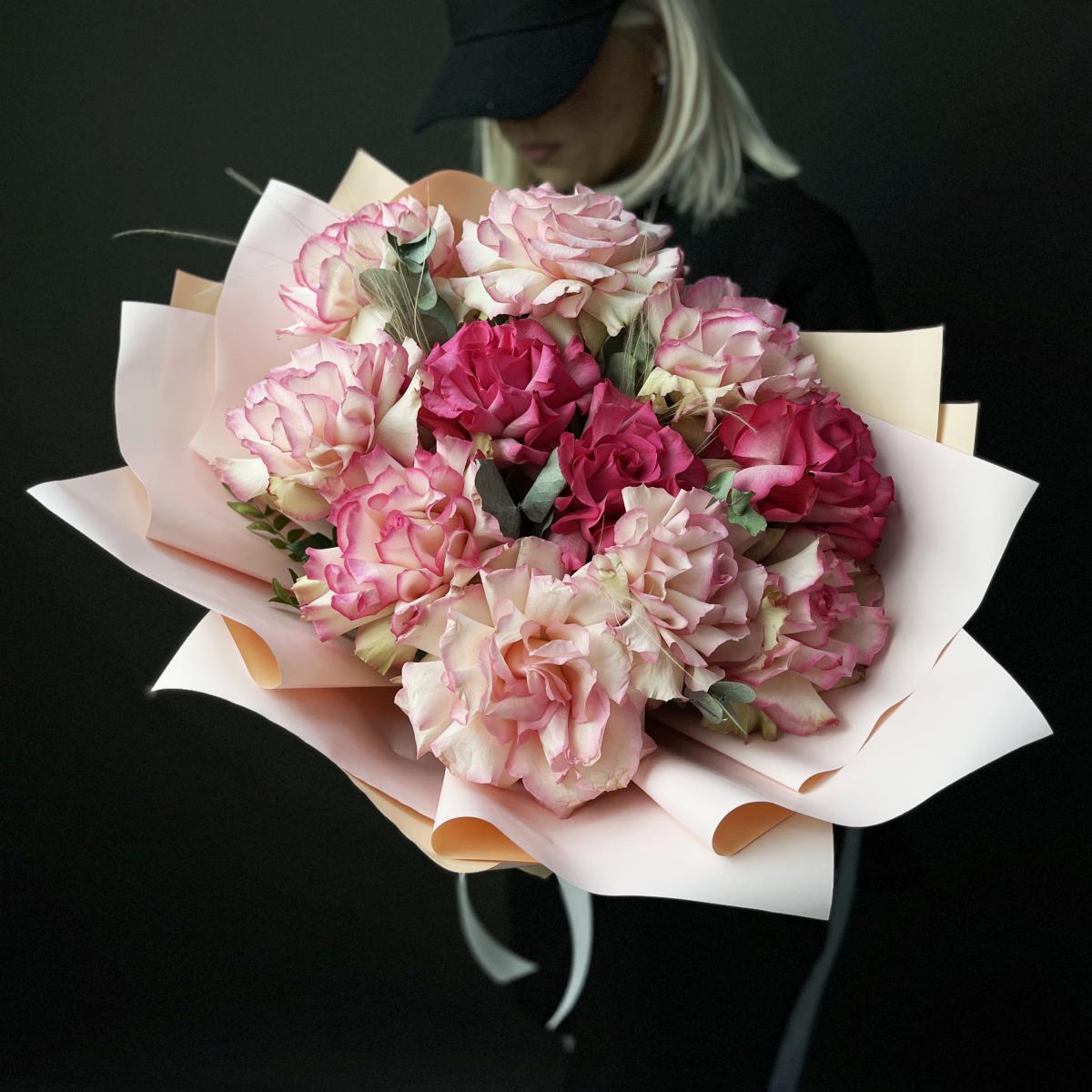 Букет из розовых французских роз