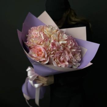 Букет из 9 французских розовых роз