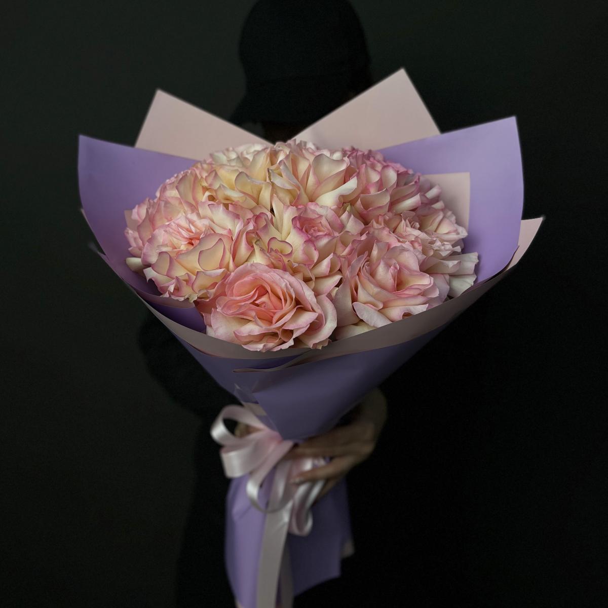 Букет из 9 французских розовых роз