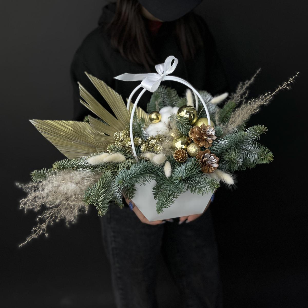 Сумочка с нобилисом и сухоцветами