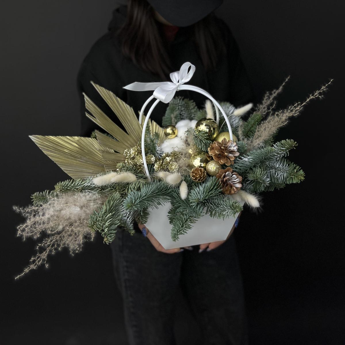 Сумочка с нобилисом и сухоцветами