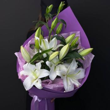 3 белые лилии в фоамиране