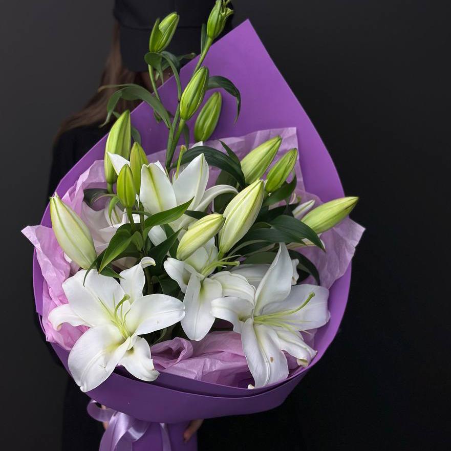 3 белые лилии в фоамиране