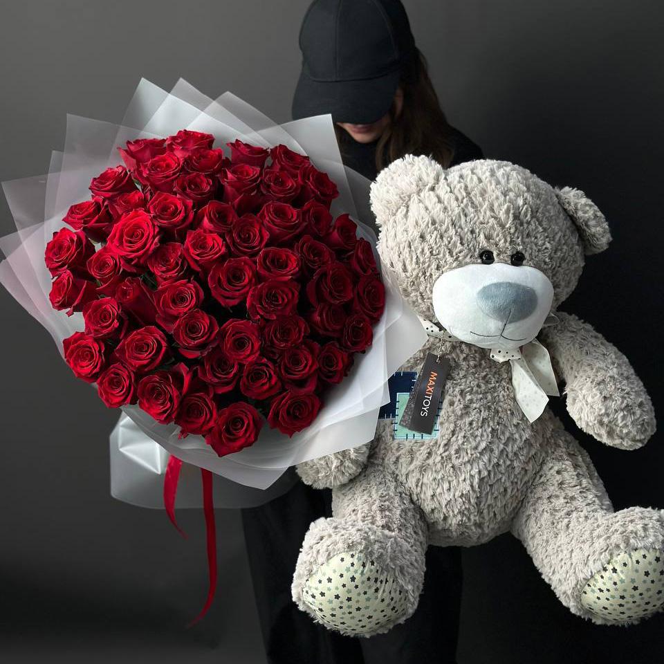 51 красная роза с конфетами и мягкой игрушкой