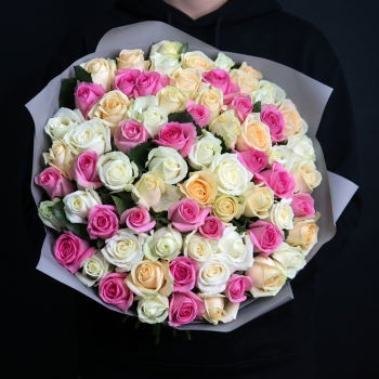 71 разноцветная роза