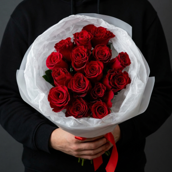 Букет из красных роз 40 см