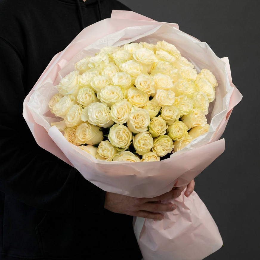 Букет из белых роз 60 см