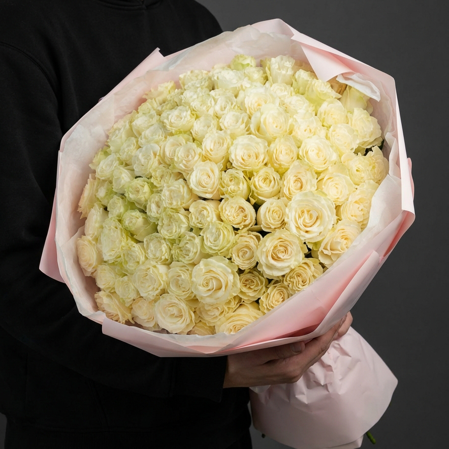 Букет из белых роз 60 см