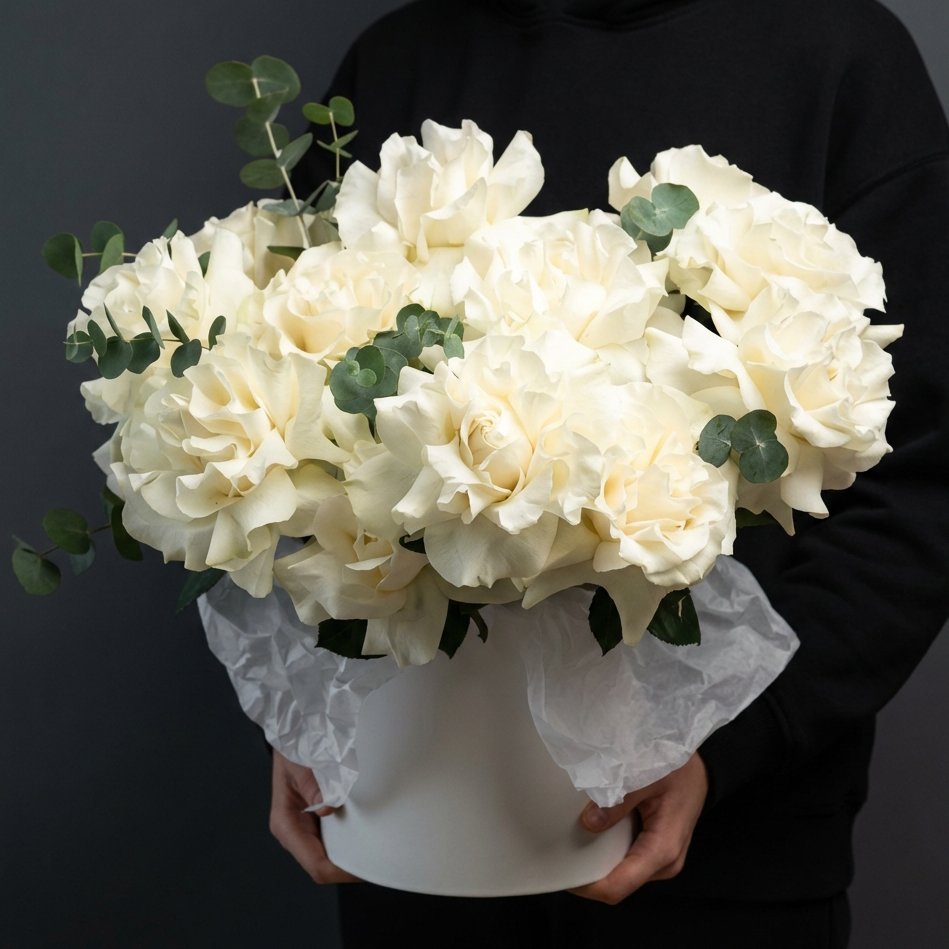 15 белых французских роз в коробке